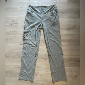 Women’s Columbia Outdoor Lightweight Hiking Pants Khaki Size 12 Long Inseam 34”